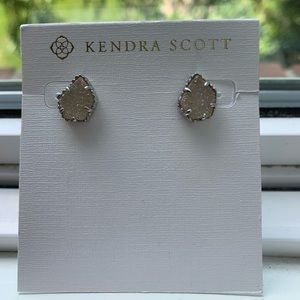 Kendra scott Tessa silver iridescent studs